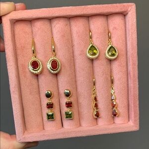 4 PC Set - NEW Pretty Bird Real Yellow Gold Plated Earrings